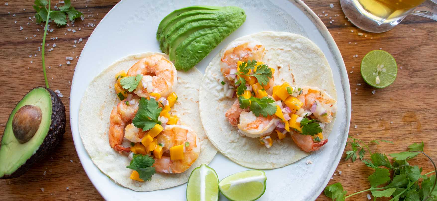 SHRIMP TACOS WITH MANGO PICO DE GALLO